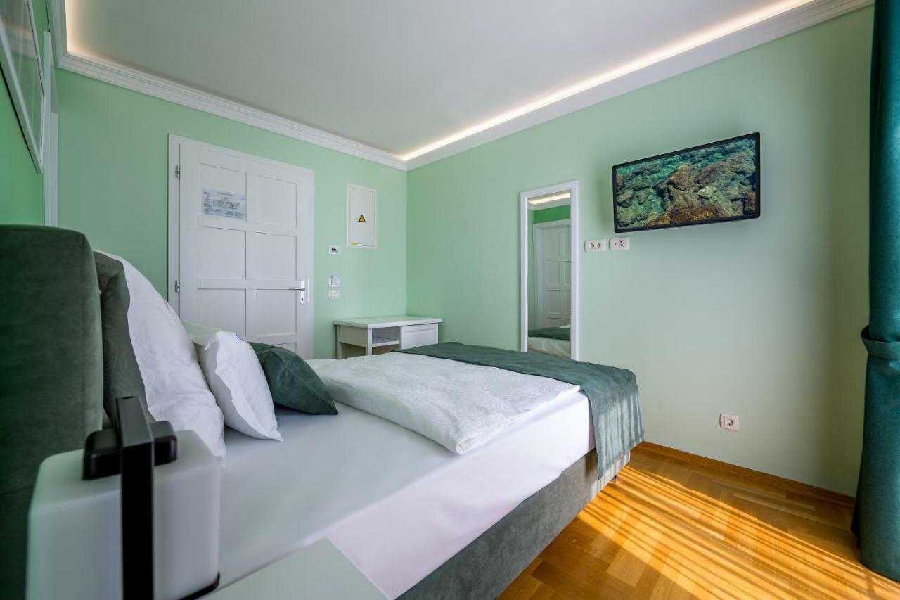 Hotel Domino Opatija Exteriör bild