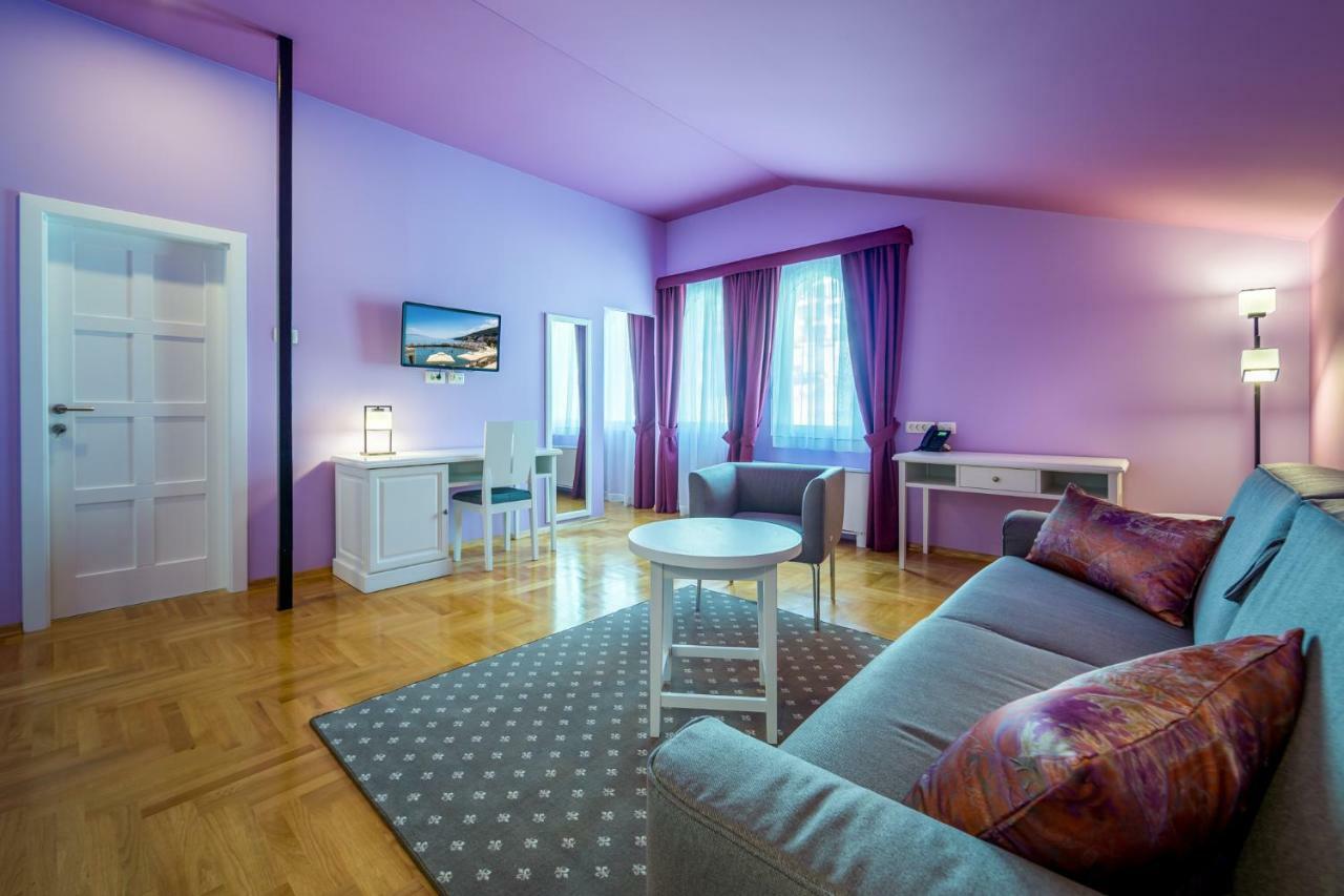 Hotel Domino Opatija Exteriör bild