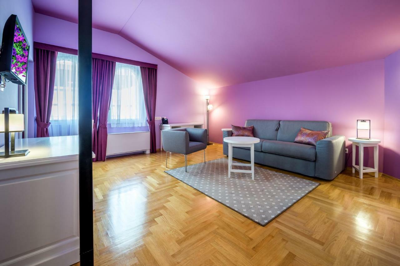 Hotel Domino Opatija Exteriör bild