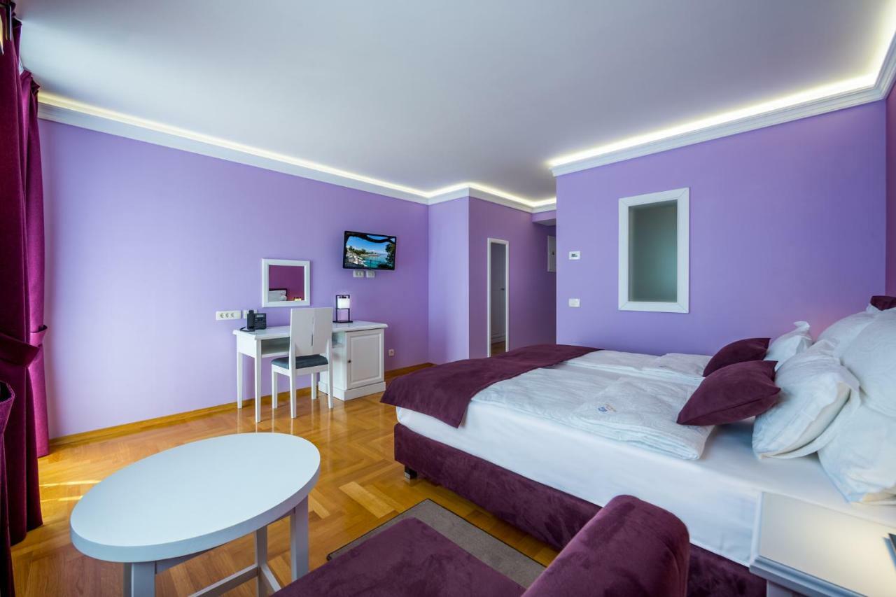 Hotel Domino Opatija Exteriör bild