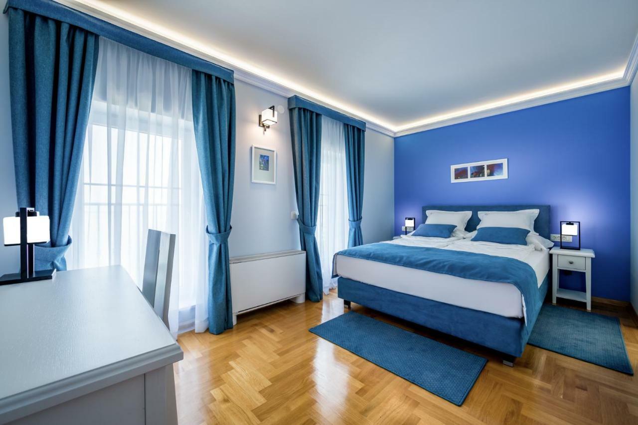 Hotel Domino Opatija Exteriör bild