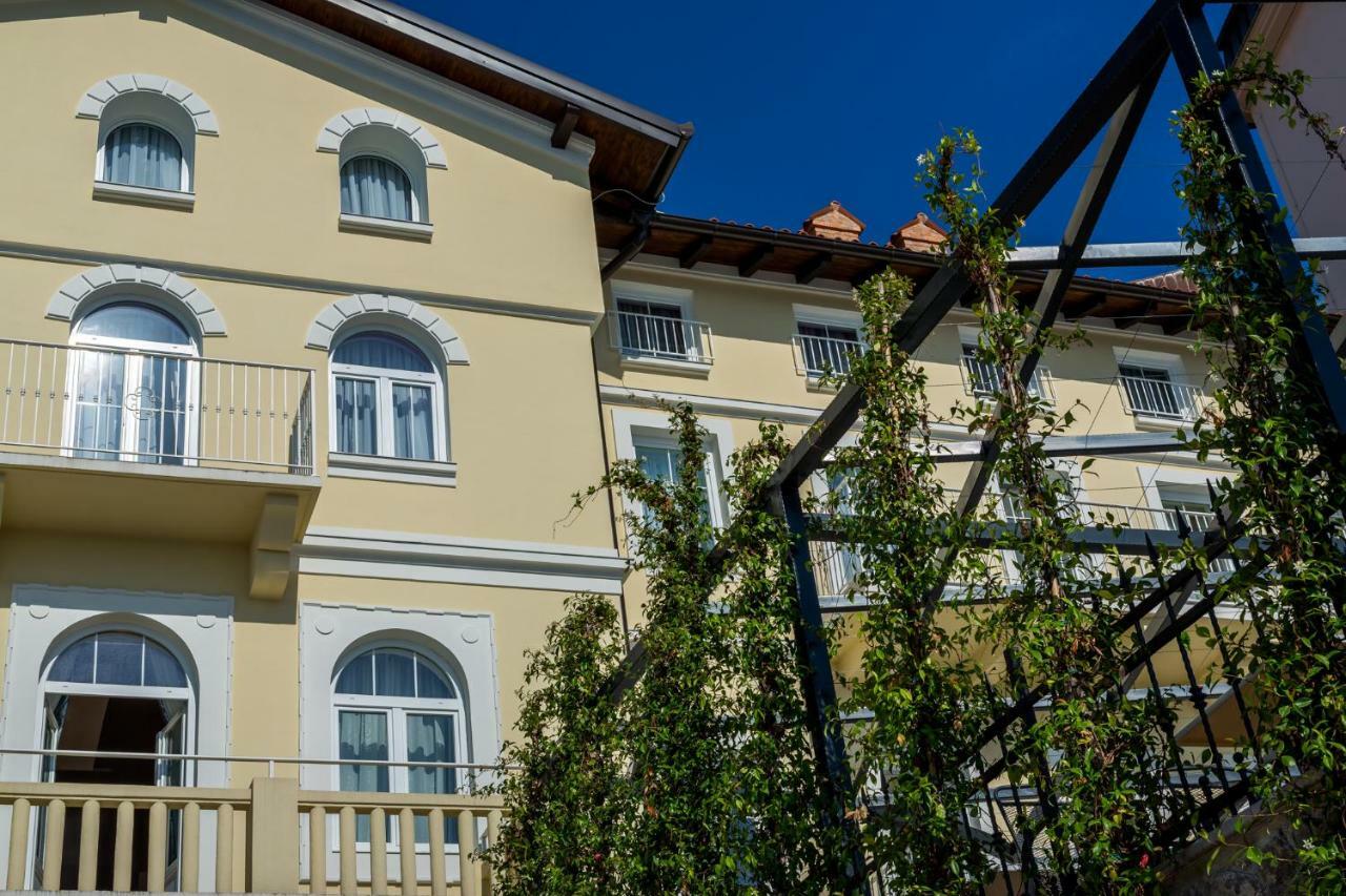 Hotel Domino Opatija Exteriör bild