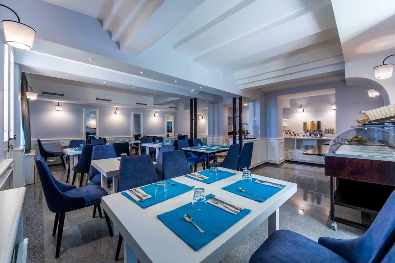 Hotel Domino Opatija Exteriör bild
